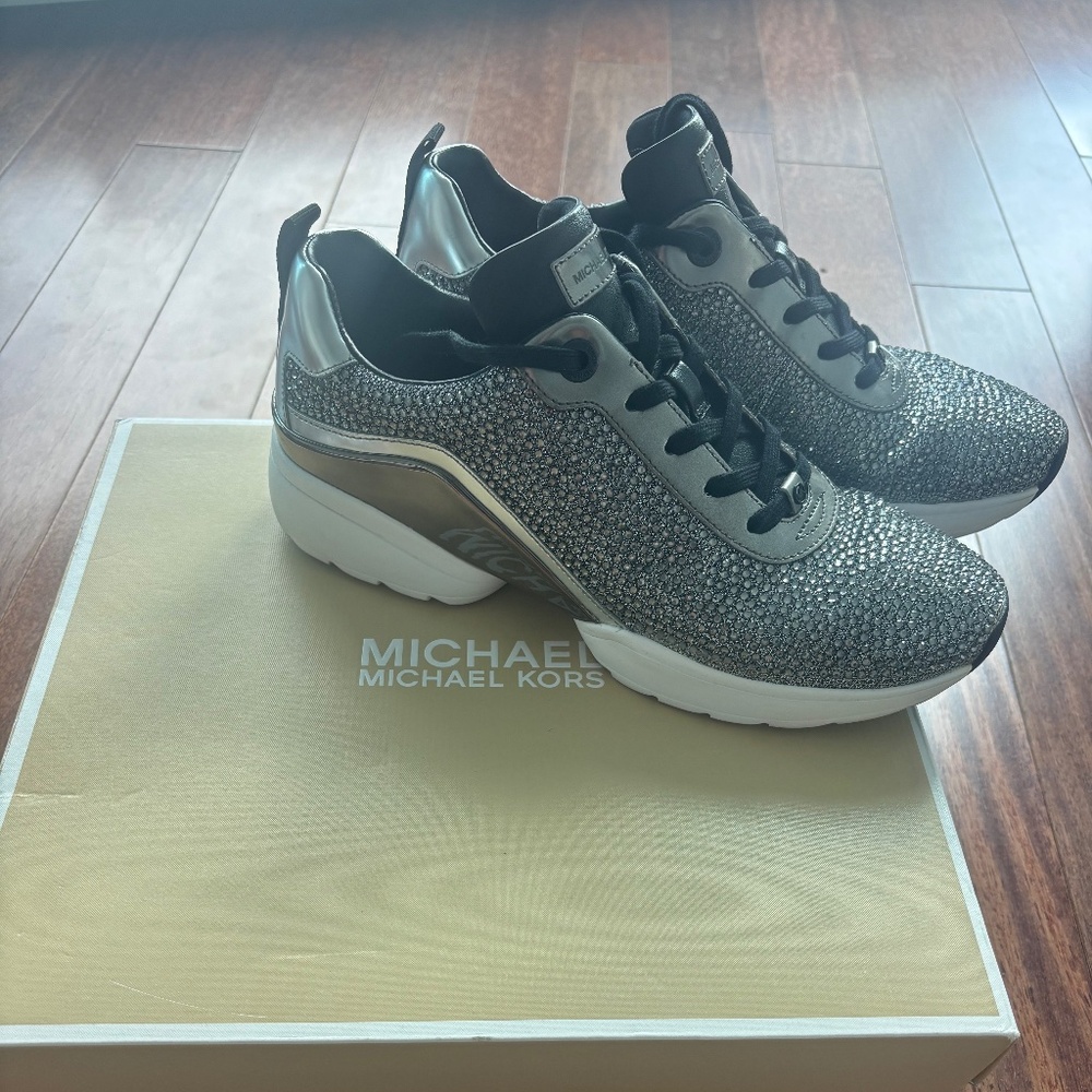 MICHAEL Michael Kors crystal sneakers, size 9